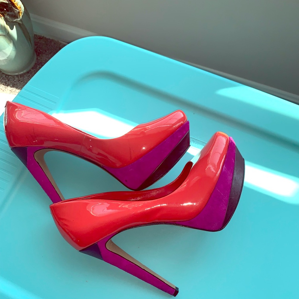 Jessica Simpson Multicolor Pumps